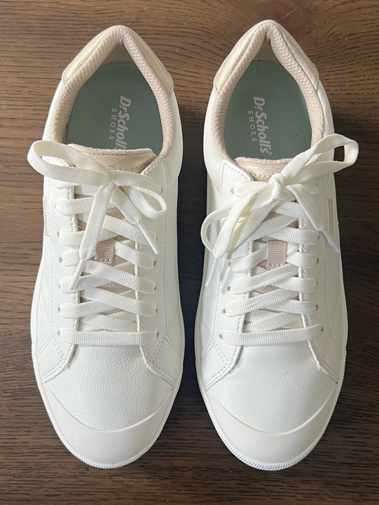 Dr. Scholl's Shoes - Light Metallic Gold and White Platform Sneakers - Dr. Scholl’s Time Off
